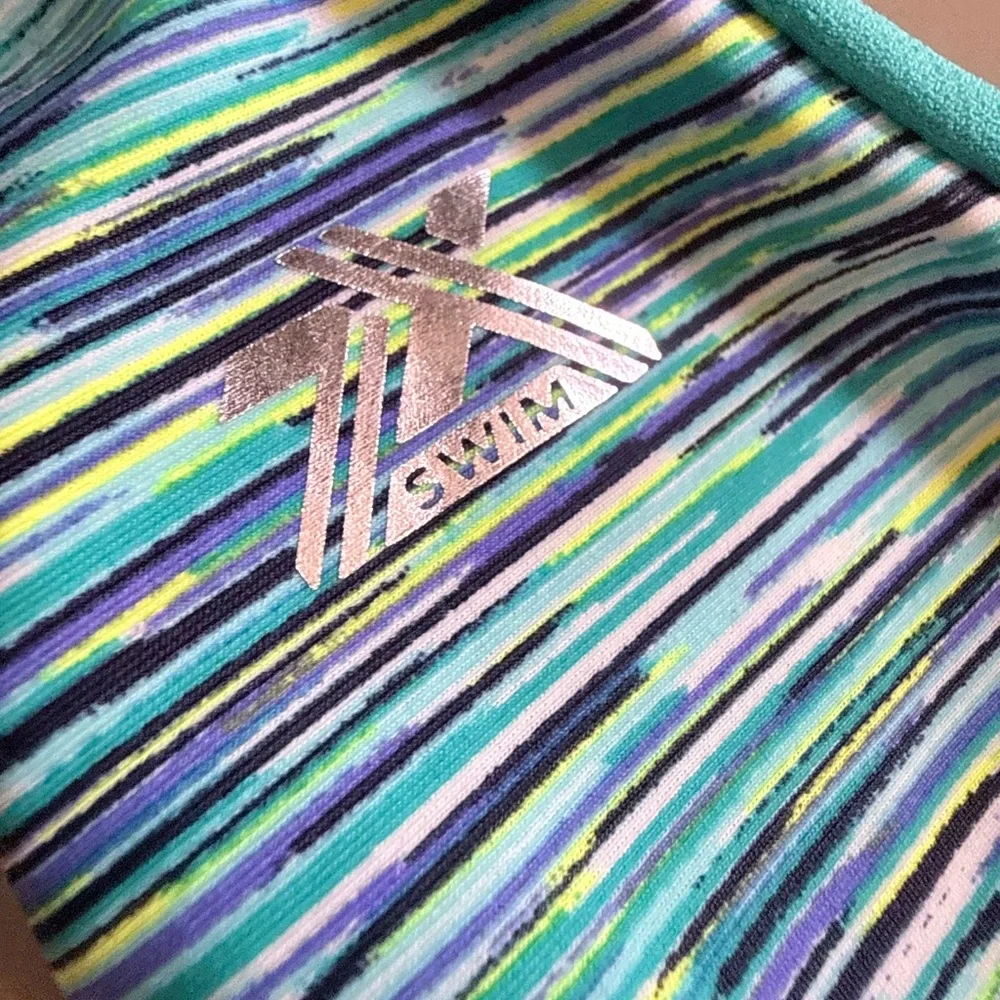 Stylish Blue and Green Halter Dress - Picture 3 of 14